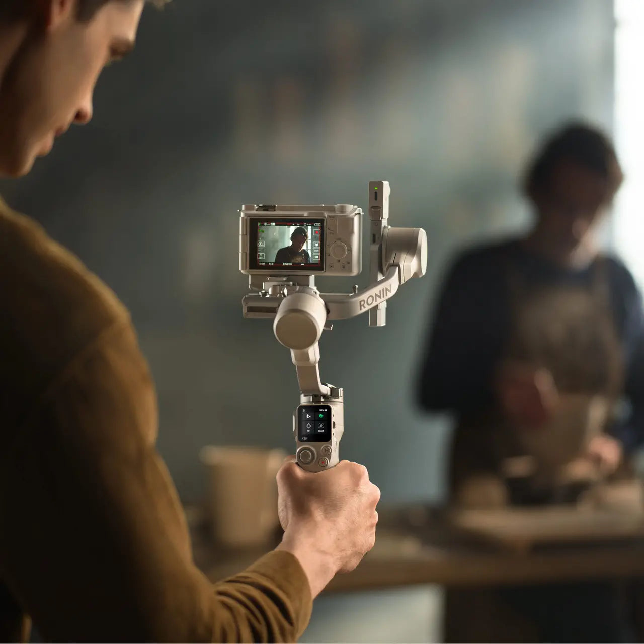 DJI RS 4 Mini Camera Stabilizer